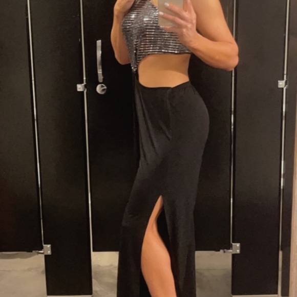 One shoulder jumpsuit - Picture 2 of 2